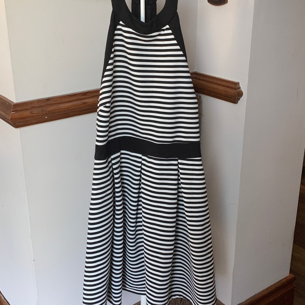 Forever 21  t back‎ skater dress. Never worn